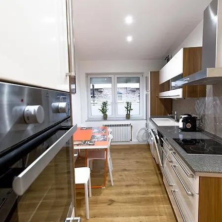 Salzzimmer アパート ドルトムント